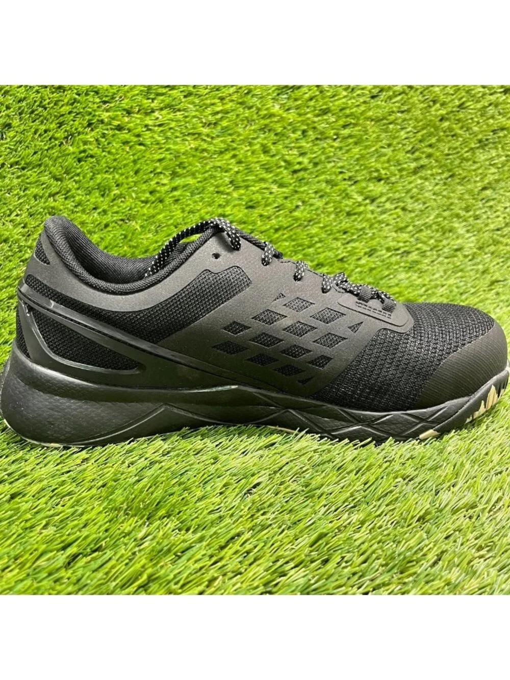 Reebok Nanoflex TR Womens Size 10.5D Black Beige Composite Toe Safety Work Shoes